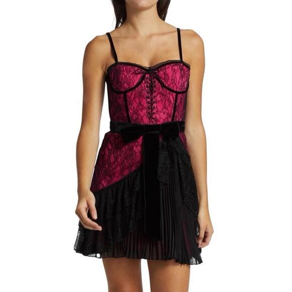 New ALICE + OLIVIA Chantil Lace Mini Dress In Black Pink Size 10 $695 - Picture 1 of 14